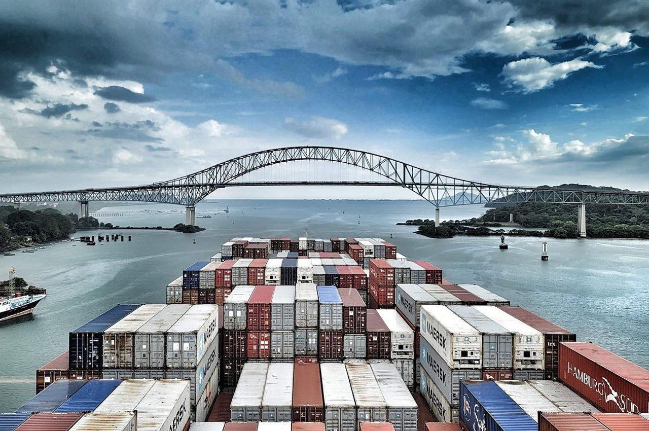 vista de puente desde terminal maritima