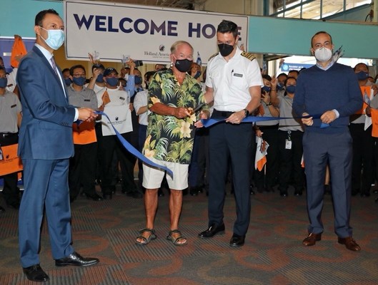 Holland America Line Koningsdam