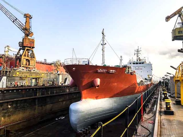 gas tanker in to dry dock