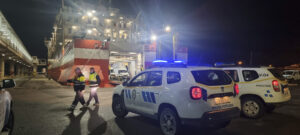 Pasajeros y vehículos toman el primer barco a Nador (Marruecos) desde Almería