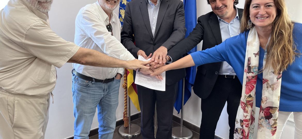 20230614.-FP-dual-Valenciaport.-Rivas-Gomicia-Calabuig-Torregrosa-y-Rumbau-2048x1640-1