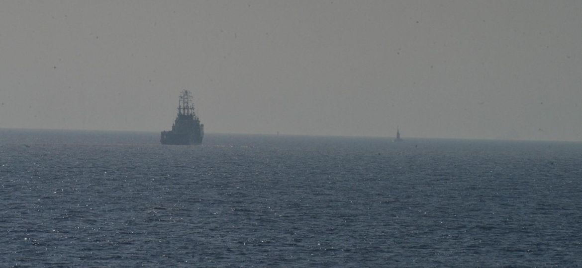 2588645