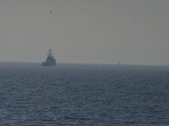2588645