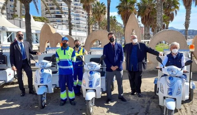 Málaga.- Las playas de la ciudad de Málaga cuentan con cuatro nuevos vehículos eléctricos para la limpieza