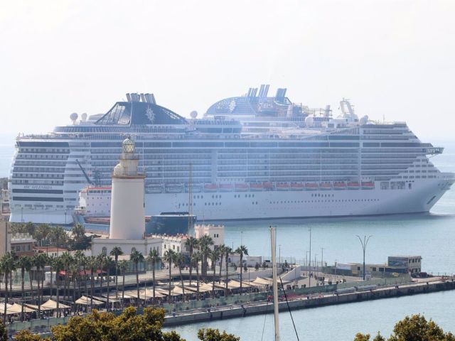 Málaga.- Puertos.- El puerto de Málaga recibirá 41 escalas de crucero durante este verano