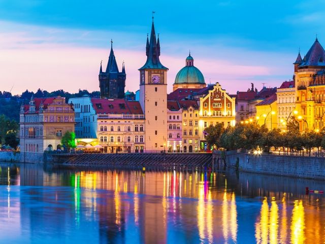 Scenic,Summer,Evening,View,Of,The,Old,Town,Ancient,Architecture