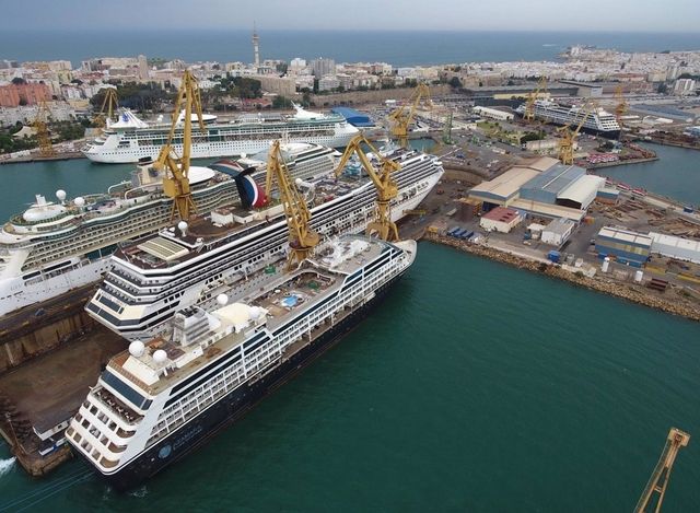 Cádiz.- La Unidad de Reparaciones de Navantia Bahía de Cádiz prevé finalizar 2022 con la reparación de más de 60 buques