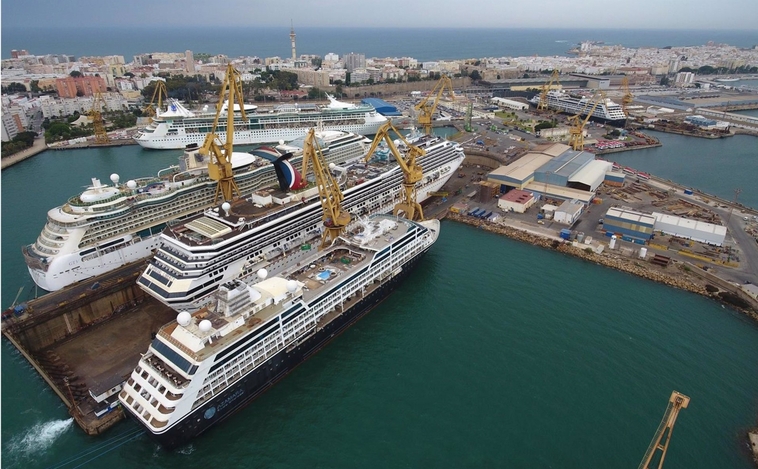 Cádiz.- La Unidad de Reparaciones de Navantia Bahía de Cádiz prevé finalizar 2022 con la reparación de más de 60 buques
