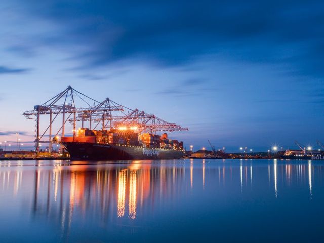 HLAG_LeverkusenExpress_Dock_1280x800_rgb-e1696479284396
