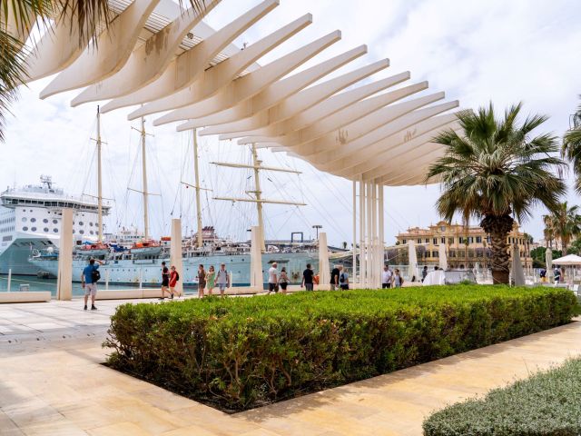 Puerto-de-Malaga-scaled