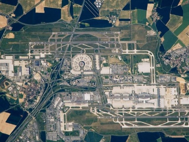 Charles_De_Gaulle_Airport