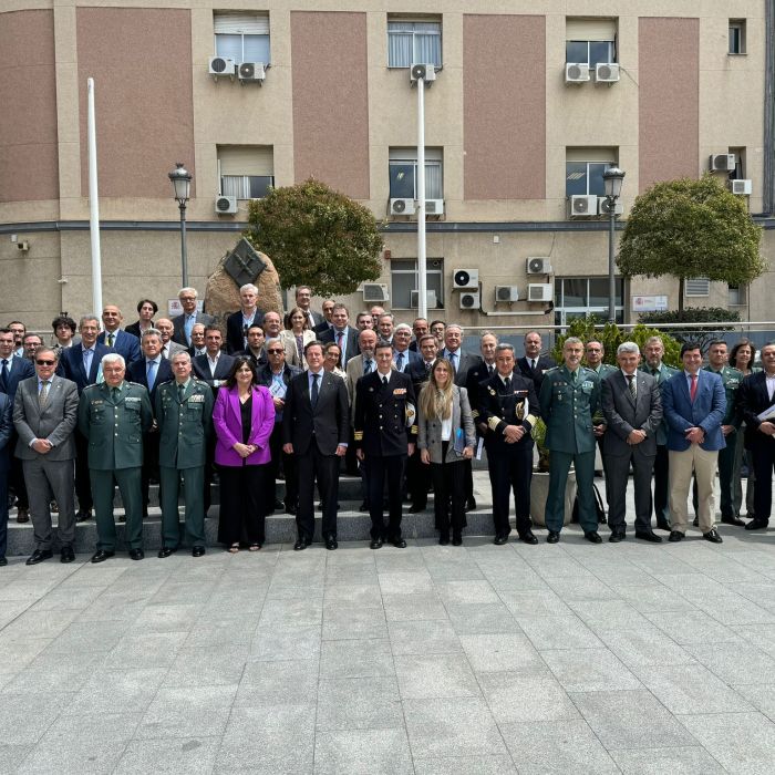 La Guardia Civil abre sus puertas al Clúster Marítimo Español