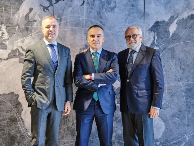 FOTO CORPORATIVA