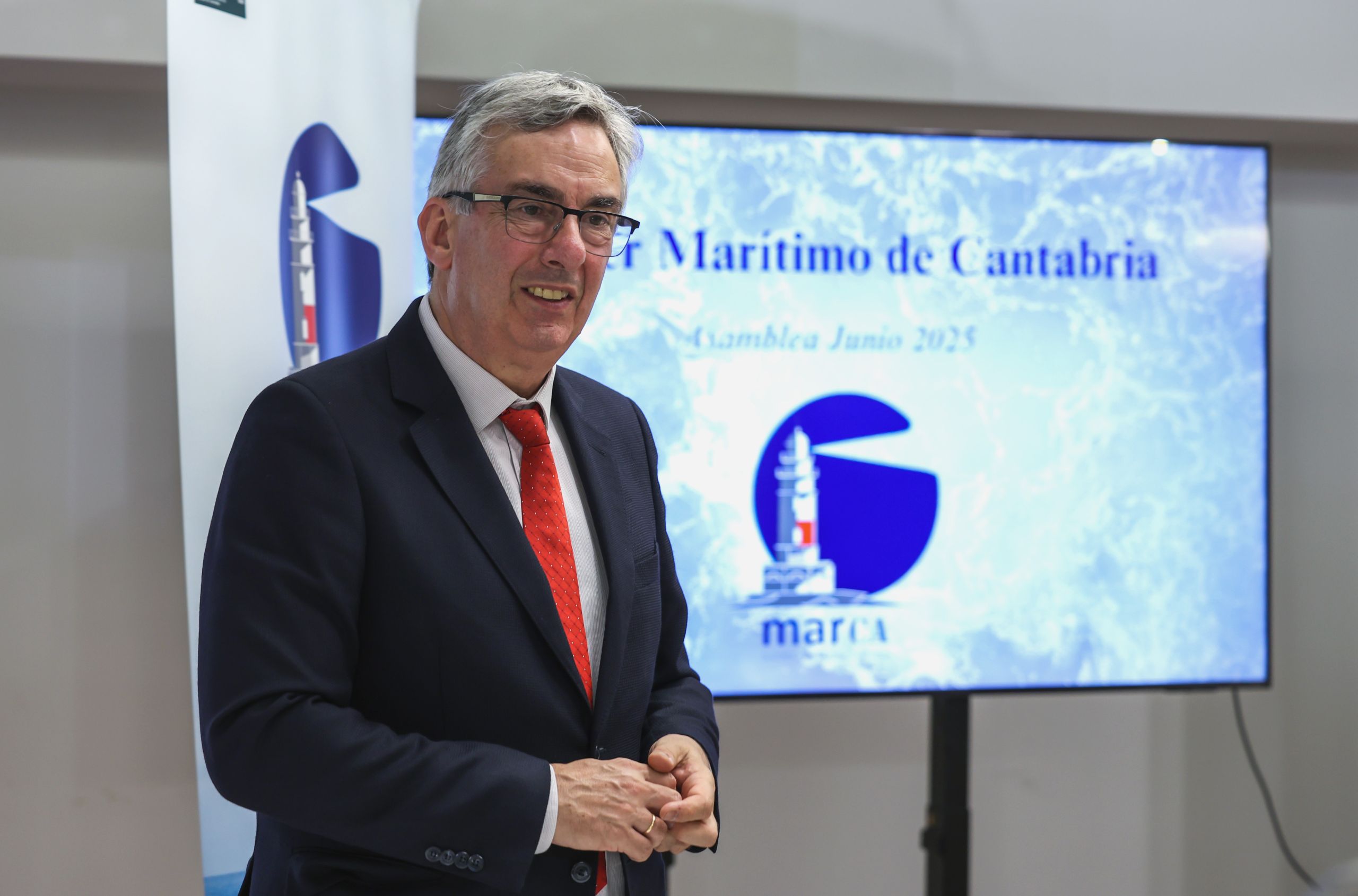 El Clúster MarCA refuerza su compromiso con la promoción de la cultura marítima de Cantabria 20 250625 Asamblea MarCA Presidente scaled