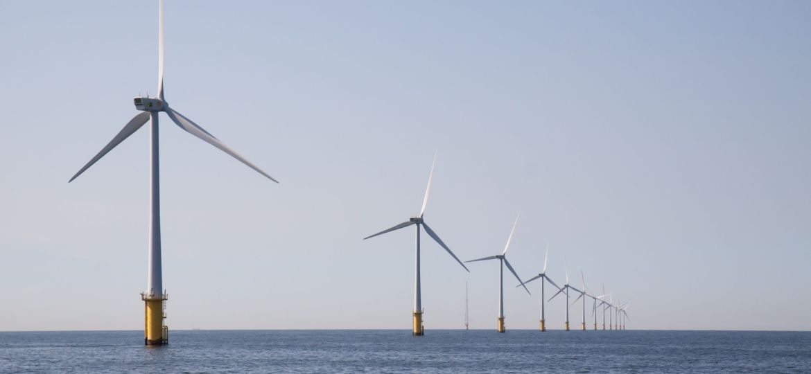offshore-wind-farm-near-ijmuiden-netherlands