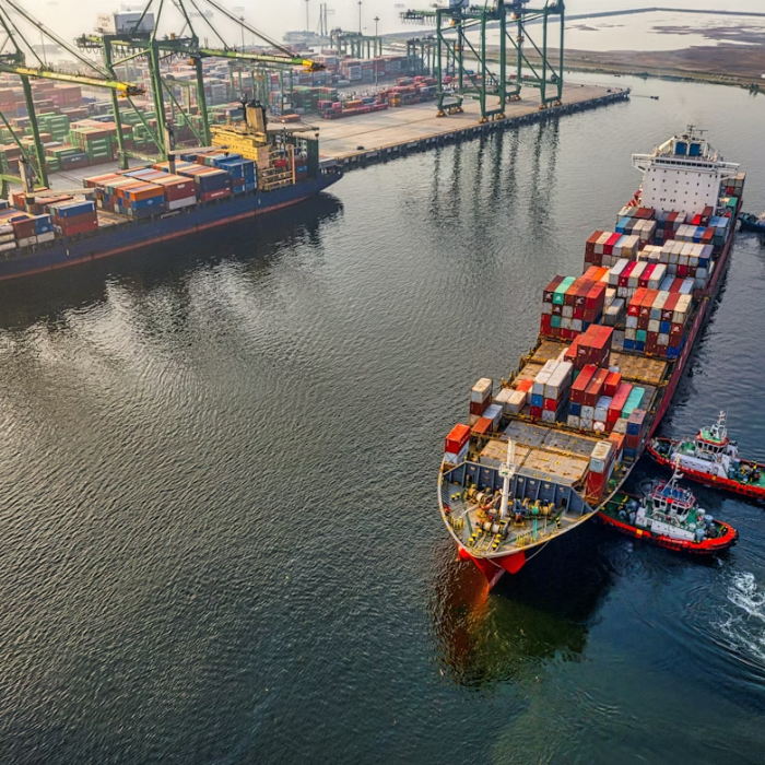 El Clúster Marítimo Español participa en el debate europeo sobre la Estrategia Portuaria de la UE