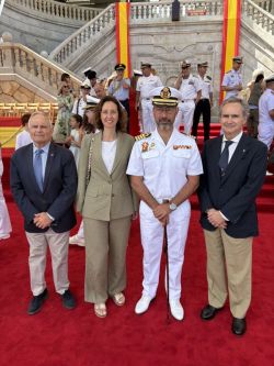 El Clúster Marítimo Español presencia en Marín la clausura del curso académico y los actos de la Virgen del Carmen presididos por el Rey