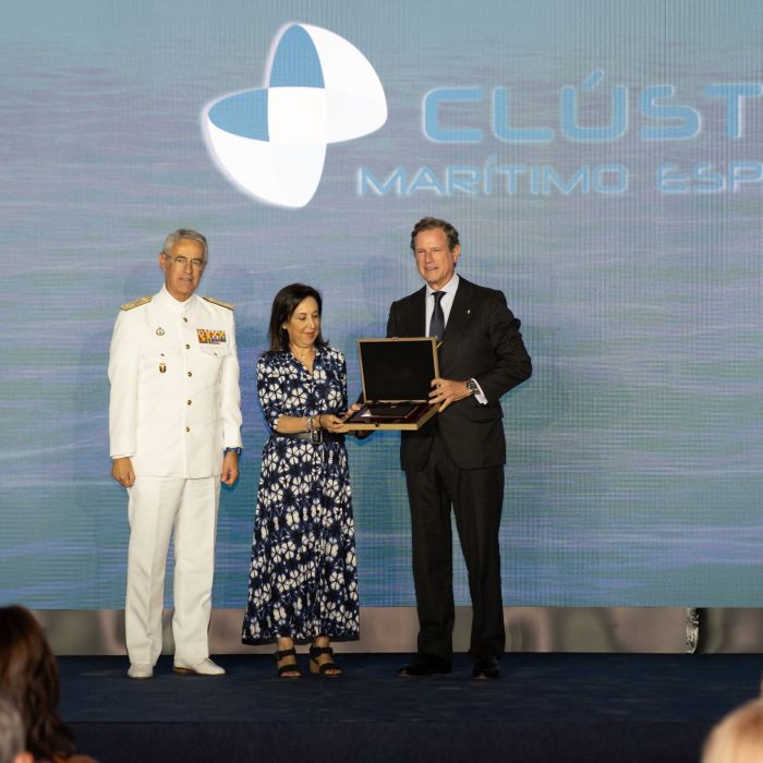 El Clúster Marítimo Español recibe el Premio Especial a la Institución 2026 de la Armada